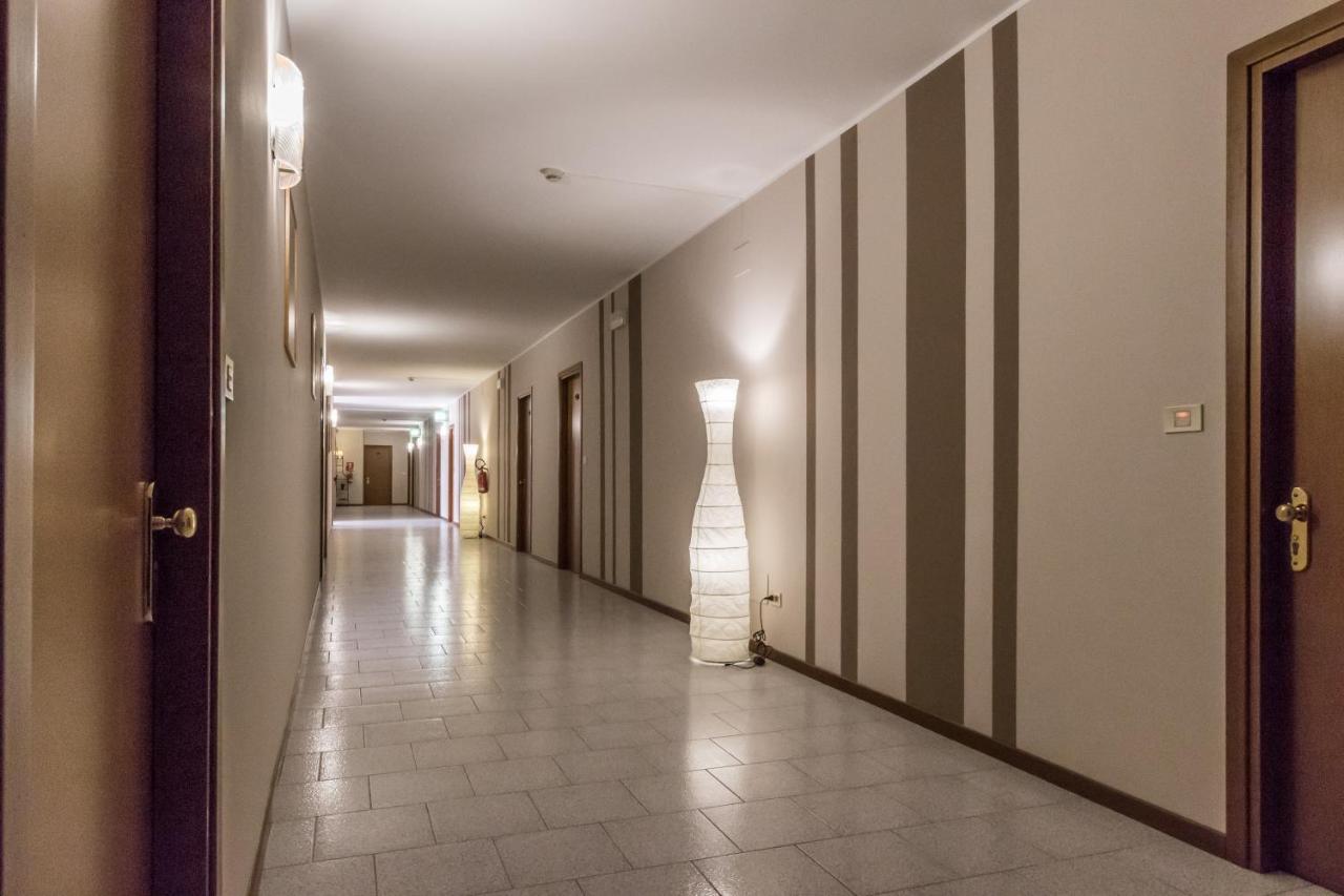 Maris Hotel